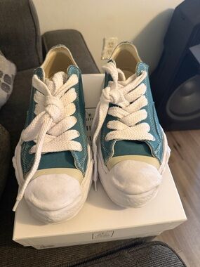 Maison Mihara Yashurio “HANK” OG Sole Canvas Low top sneaker blue